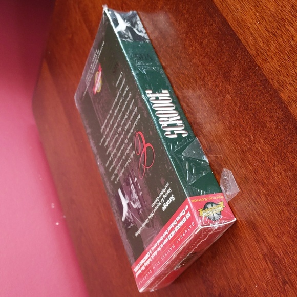 VHS Christmas Classics Bundle - Picture 3 of 7